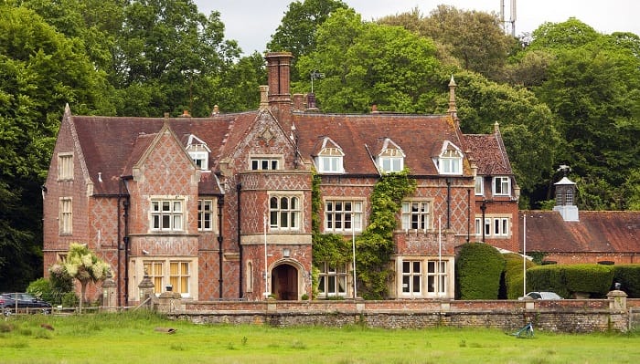 Exterior picture of a drug and alcohol rehab Bolton and near Bolton