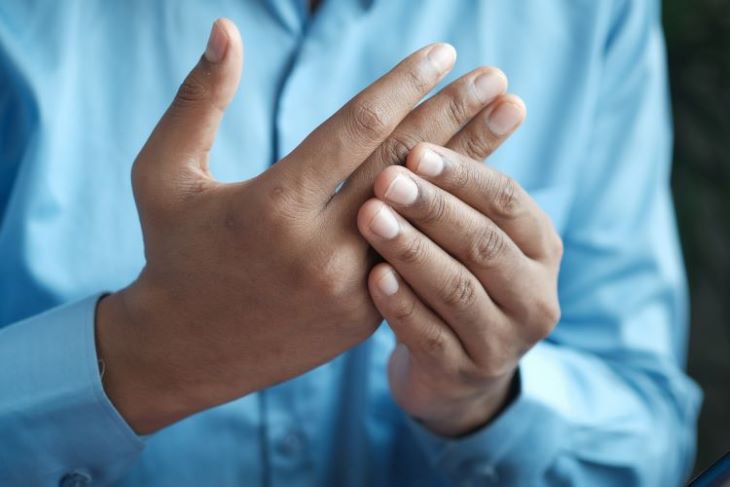 A man with shaky hands