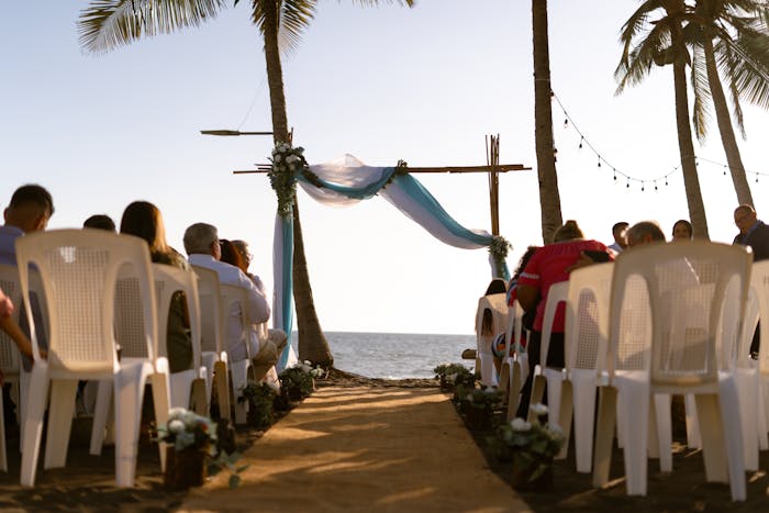 How to stay sober during the summer at weddings, festivals, and in beer gardens